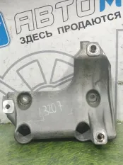 Кронштейн компрессора кондиционера BMW 1-Series