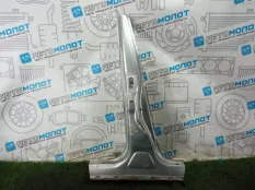 Центральная стойка кузова правая Nissan Murano Z50