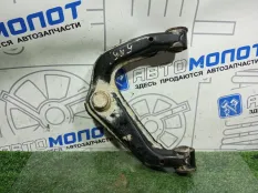 Рычаг передний левый верхний Nissan Navara D40