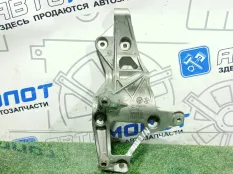 Кронштейн компрессора кондиционера BMW 1-Series