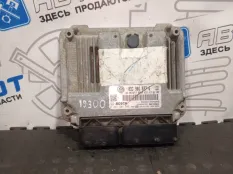 Блок управления двигателем Volkswagen Golf CAV
