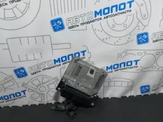 Блок управления двигателем Audi A3 CAX CAXC