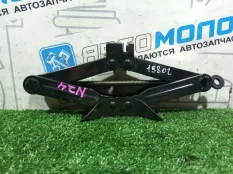 Домкрат Volkswagen Passat CC B6 CAW