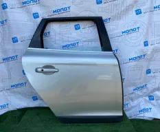 Дверь задняя правая Volvo XC60 B4204T6