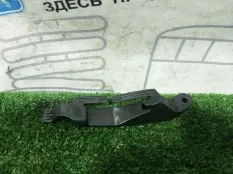 Направляющая ремня безопасности правая Volkswagen