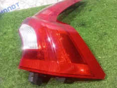 Фонарь задний правый задний правый Volvo V60
