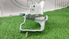 Петля багажника правая Audi A6 Avant C7 CHV