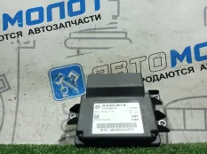 Блок управления парковочным тормозом Volkswagen