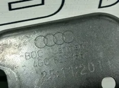 Петля капота Audi A6 Avant C7 CHV
