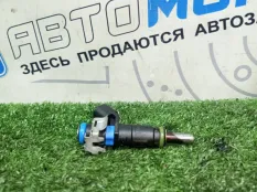 Форсунка топливная Chevrolet Cruze J300 F16D4