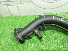 Патрубок воздушного фильтра Volkswagen Golf BLG