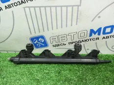 Топливная рампа Peugeot 308 5F01 5FS EP6C EP6 5FW