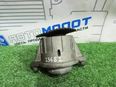 Подушка ДВС Mercedes-Benz C-Class W204 271860