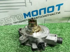 Насос вакуумный Volvo V40 MV B4164T