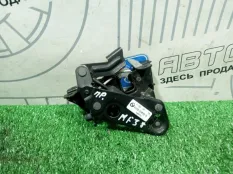 Замок капота правый BMW 5-Series F10 N52B30AF