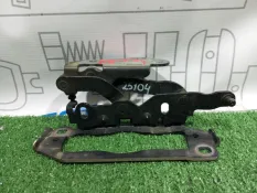 Петля капота Mercedes-Benz C-Class W204 271860