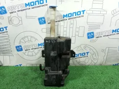 Бачок стеклоомывателя Volkswagen Tiguan 5N1 CAW