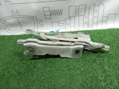 Петля капота BMW 5-Series F11 N20B20B