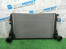 Интеркулер Volkswagen Tiguan 5N1 CAW