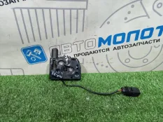Замок капота Audi A6 C7 CGW
