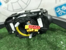 Блок подрулевых переключателей Volvo XC60 B4204T6