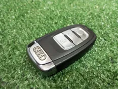Ключ зажигания Audi A4 B8 CDN