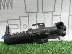 Форсунка омывателя фары левая BMW 5-Series F10