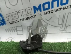 Замок капота BMW 5-Series F10 N52B30AF