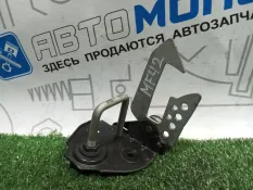 Замок капота BMW 5-Series F11 N20B20B