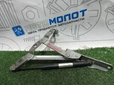 Петля багажника левая Infiniti G35 V36 VQ35HR 2007