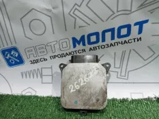 Блок управления фарами Toyota Camry 70-75