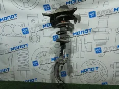 Стойка передняя Audi A4 B8 CDH