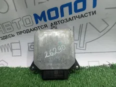 Блок розжига ксенона левый Toyota Camry V70