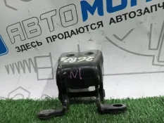 Петля двери Honda Accord 8 R20A