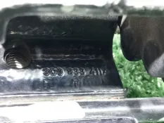 Петля двери задней задняя левая Volkswagen Passat