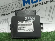 Блок управления парковочным тормозом Audi A4 B8