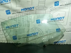 Стекло двери передней правой Citroen C4 B7 5F01