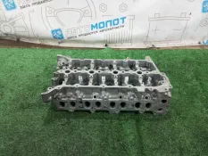 Головка блока (ГБЦ) левая Toyota Land Cruiser 200