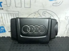 Крышка двигателя декоративная Audi A6 Avant C7 CHV