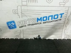 Форсунка топливная Nissan Teana J32 QR25DE