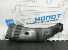 Воздухозаборник Volvo S60 B5254T2