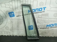 Стекло двери задней левой Lincoln Town Car 1