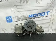 Насос водяной (помпа) Toyota Land Cruiser 200 1VD
