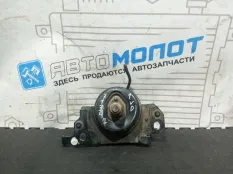 Подушка двигателя правая Toyota Land Cruiser 200