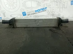 Интеркулер Audi A4 B8 CDH