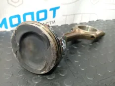 Поршень с шатуном Volkswagen Golf MK6 BMY