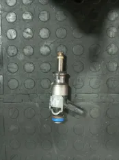 Форсунка топливная Audi A7 4G CGW