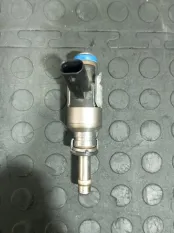 Форсунка топливная Audi A7 4G CGW