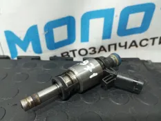 Форсунка топливная Audi A4 B8 CDH