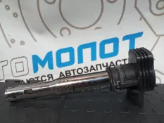 Катушка зажигания Audi A4 B8 CDH